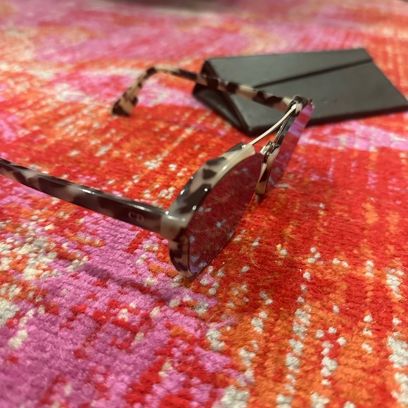 Dior Abstract Blue Mirrored Tortoise Sunglasses - Picture 7 of 8